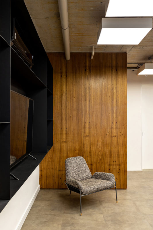 A Peek Inside Piraci Oliveira’s Sao Paulo Office, INDesign Marketing Services