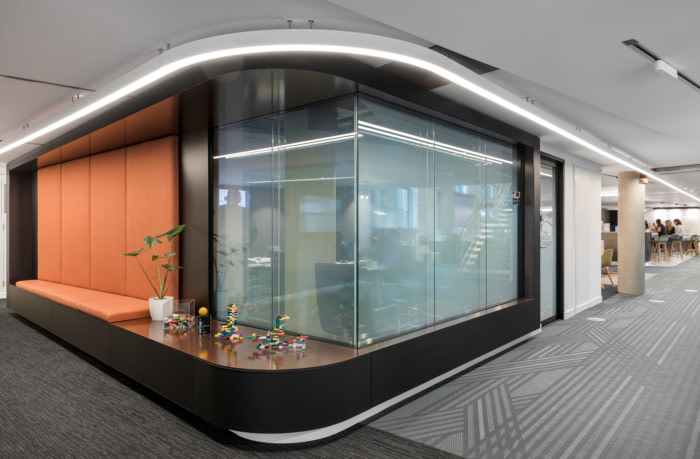 Oktra Clerkenwell Offices – London, INDesign Marketing Services