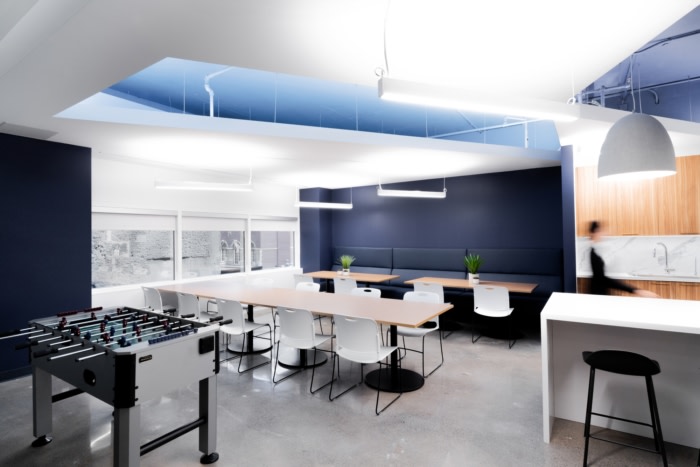 Ciment McInnis Offices – Montreal, INDesign Marketing Services