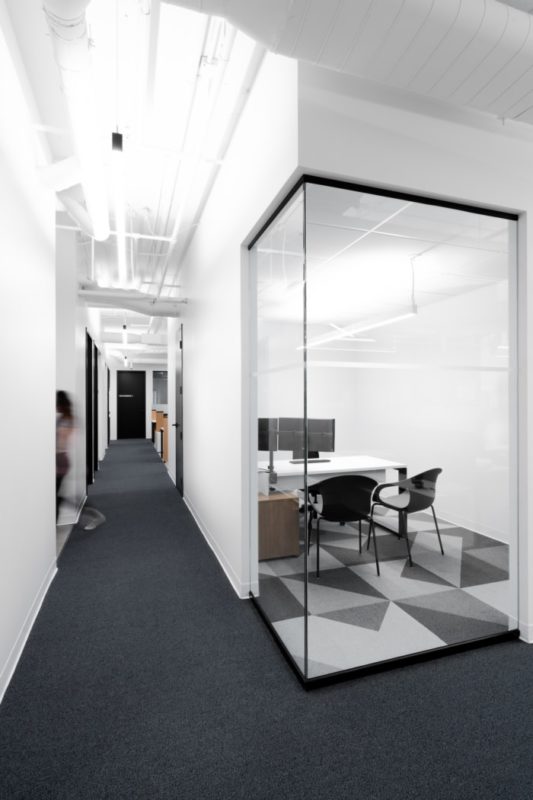 Ciment McInnis Offices – Montreal, INDesign Marketing Services