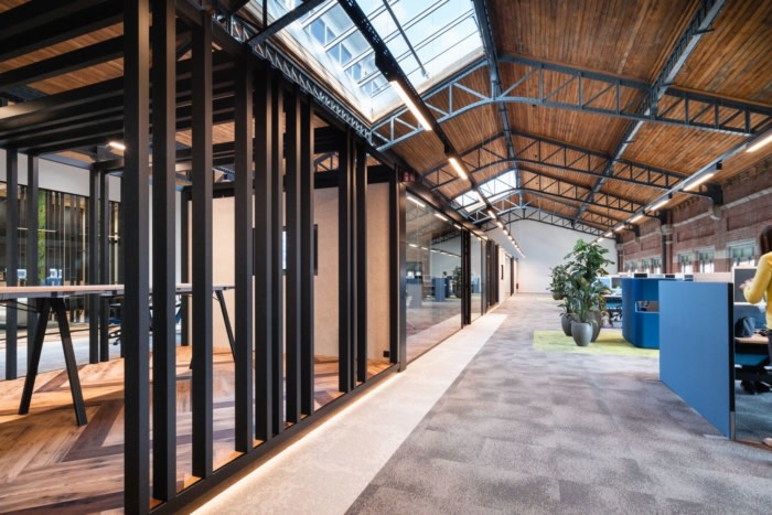 B/S/H/ Offices – Brussels, INDesign Marketing Services