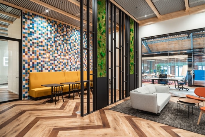 B/S/H/ Offices – Brussels, INDesign Marketing Services