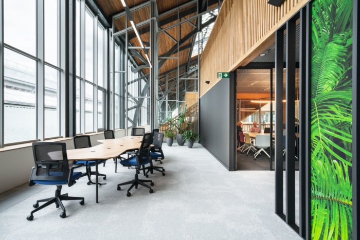 B/S/H/ Offices – Brussels, INDesign Marketing Services