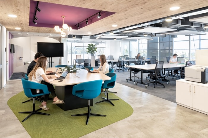 Unilever Offices – Santiago, INDesign Marketing Services