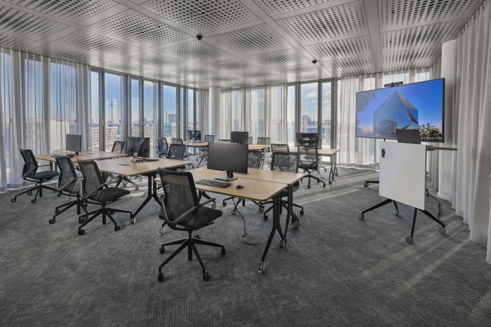 Gallup Offices – Berlin, INDesign Marketing Services