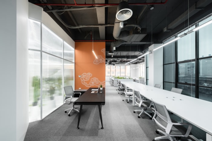 HighCommerce Offices – Hanoi, INDesign Marketing Services