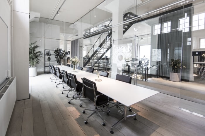 Lunar Offices – Aarhus, INDesign Marketing Services