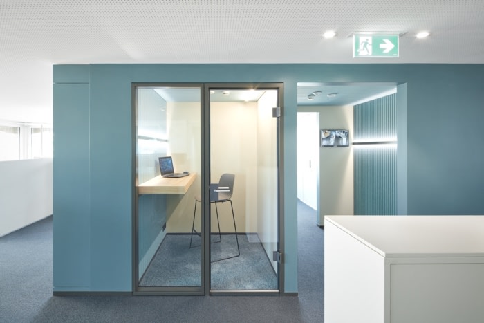 Zuger Kantonalbank Offices – Cham, INDesign Marketing Services