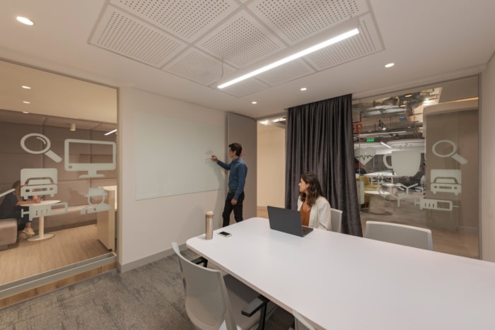 GSK Offices – Quito, INDesign Marketing Services