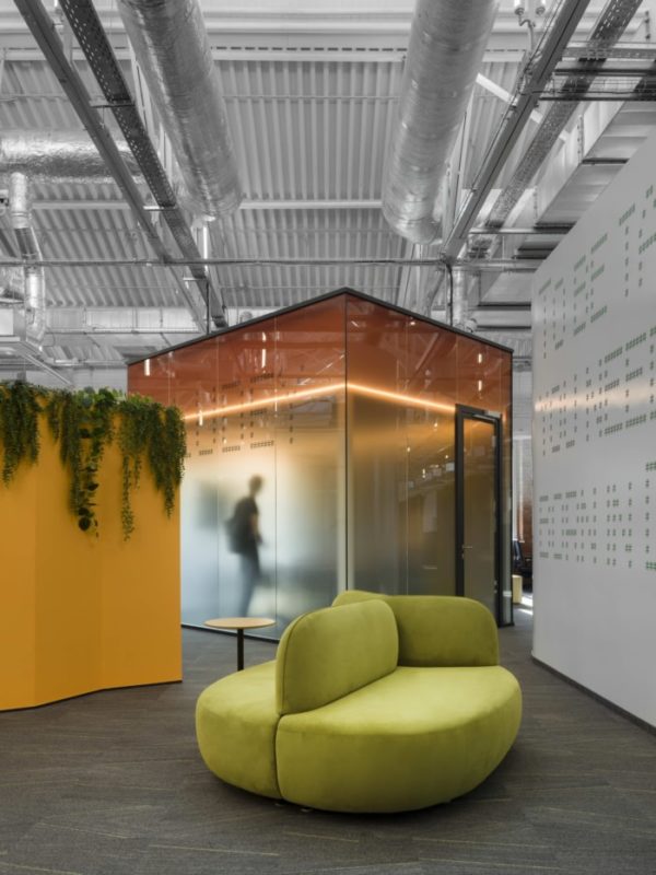 Raiffeisen TechCenter Offices – Omsk, INDesign Marketing Services