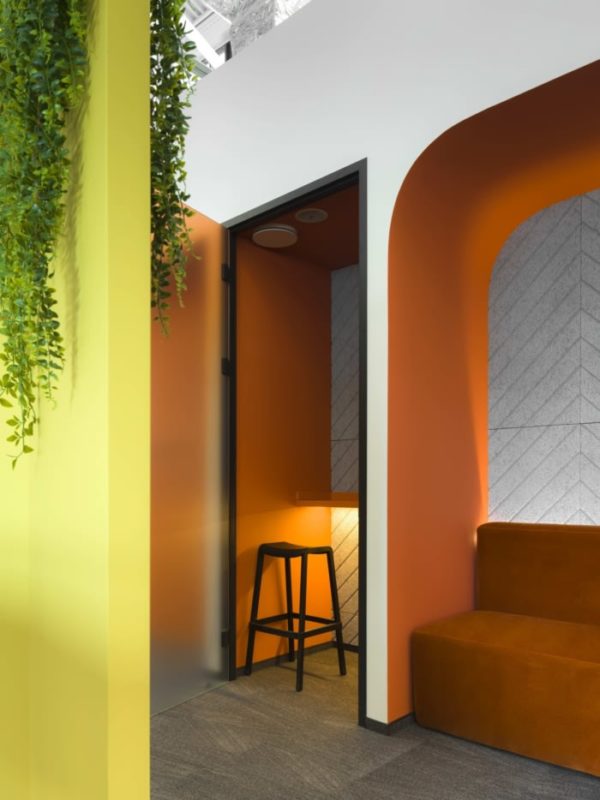 Raiffeisen TechCenter Offices – Omsk, INDesign Marketing Services