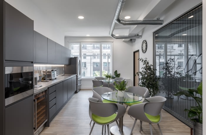 Schlesinger Group Offices – London, INDesign Marketing Services