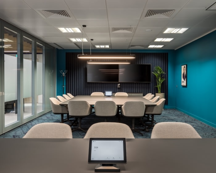 Trayport Offices – London, INDesign Marketing Services