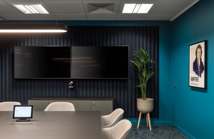 Trayport Offices – London, INDesign Marketing Services