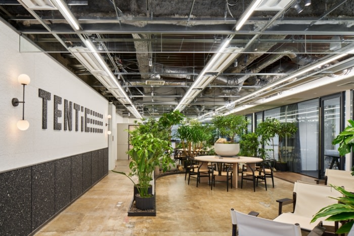TENTiE Offices – Tokyo, INDesign Marketing Services