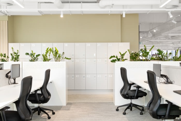 Robert Walters Offices – Melbourne, INDesign Marketing Services