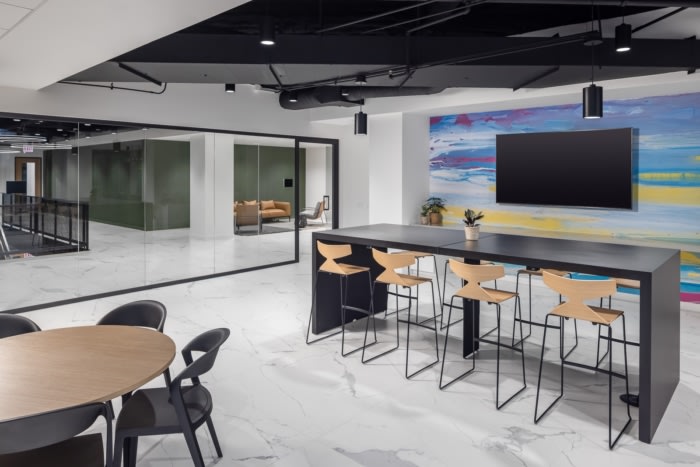 Ice Miller Offices – Chicago, INDesign Marketing Services