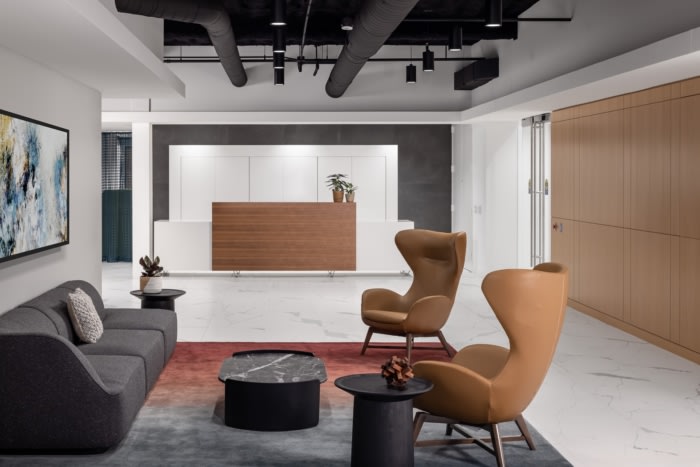 Ice Miller Offices – Chicago, INDesign Marketing Services