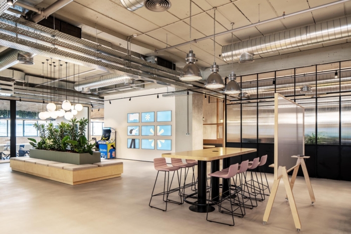Bizzabo Offices – Tel Aviv, INDesign Marketing Services
