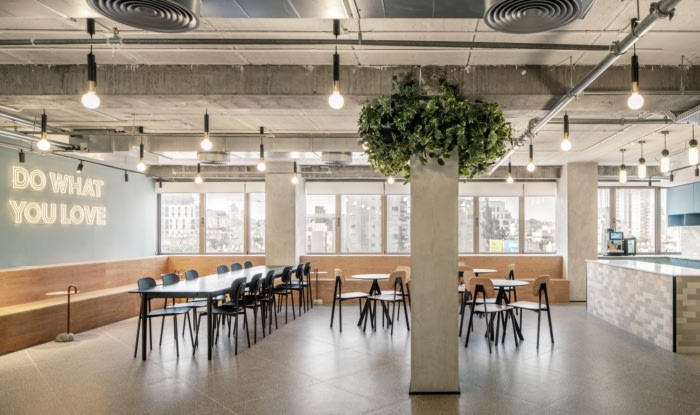 Day Two Offices – Ramat Gan, INDesign Marketing Services