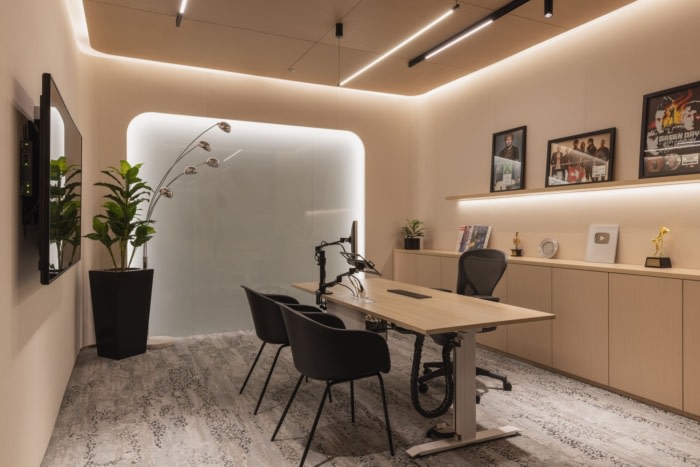 Warner Music Offices – Singapore, INDesign Marketing Services